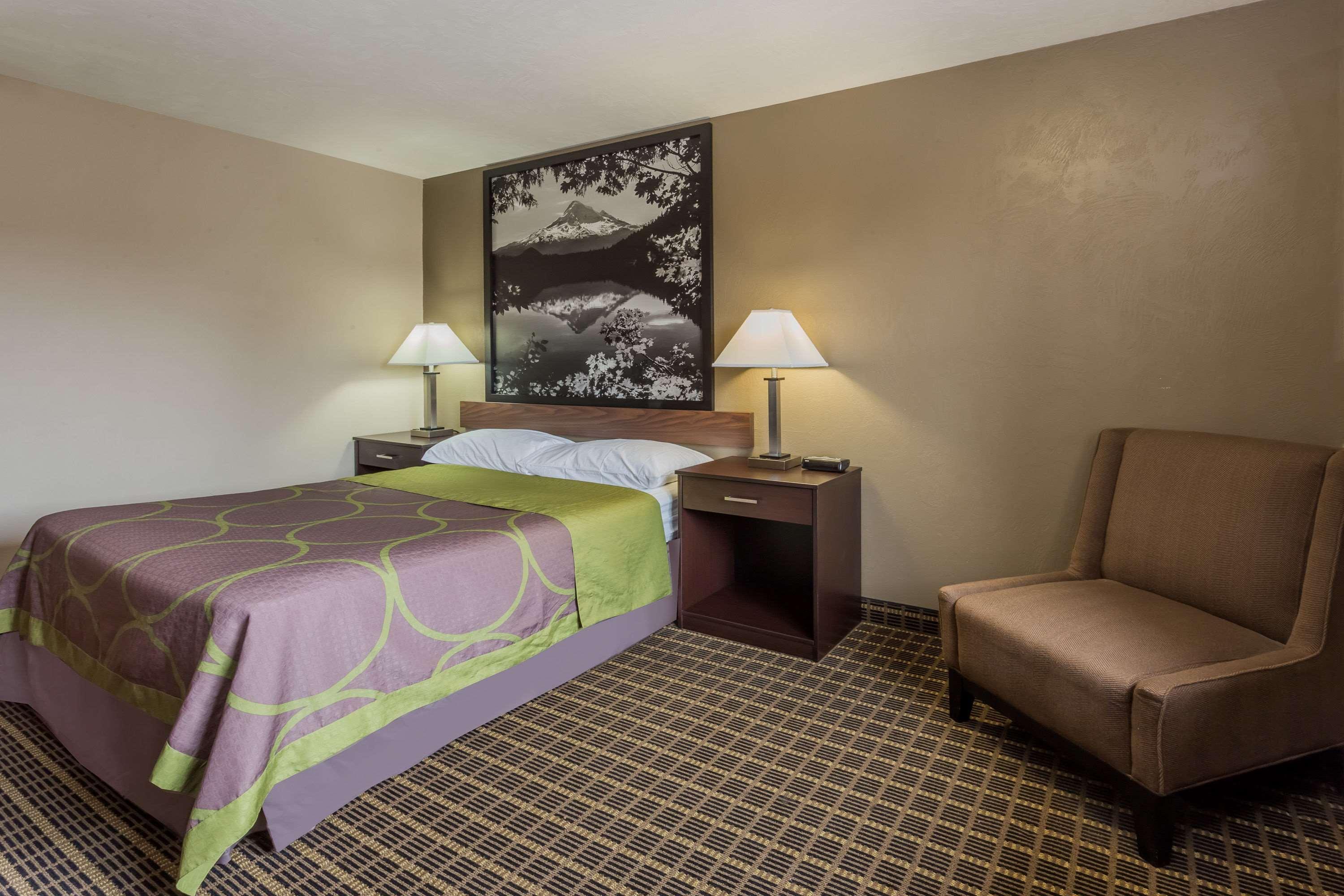 Super 8 By Wyndham Corvallis Exteriér fotografie